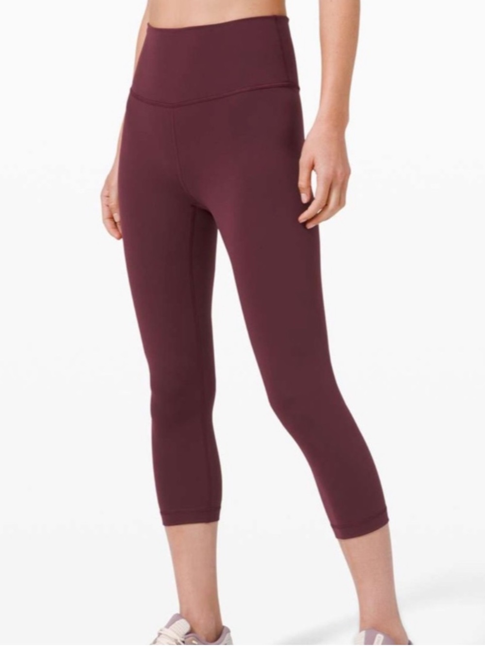 Lululemon Wunder Train High-Rise Crop 21" Cassis Burgundy
Leggings Size 12